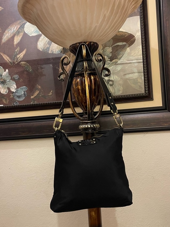 Kate Spade please check all picture of condition - Picture 3 of 17